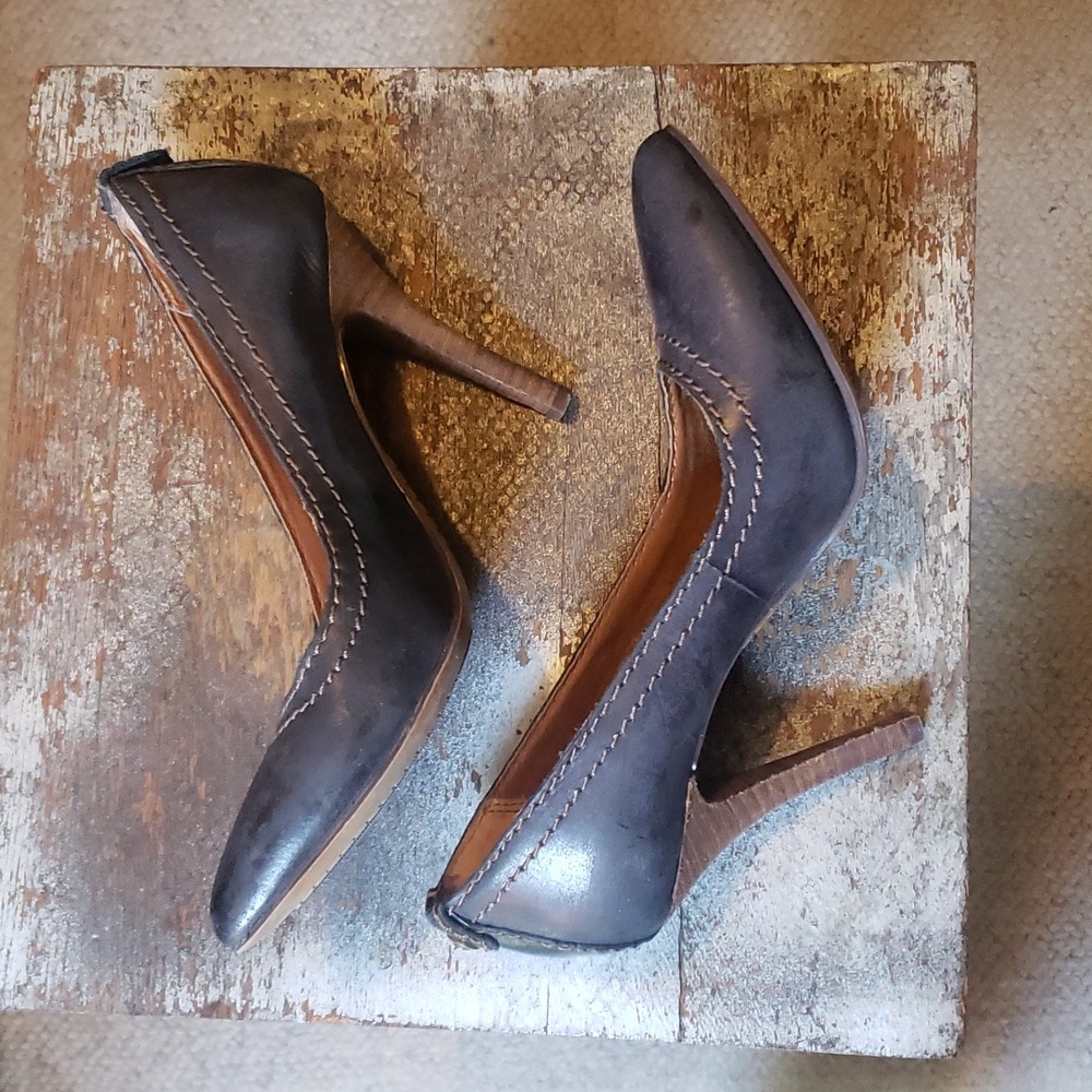 Calvin Klein Jeans Navy Stiletto Size 6